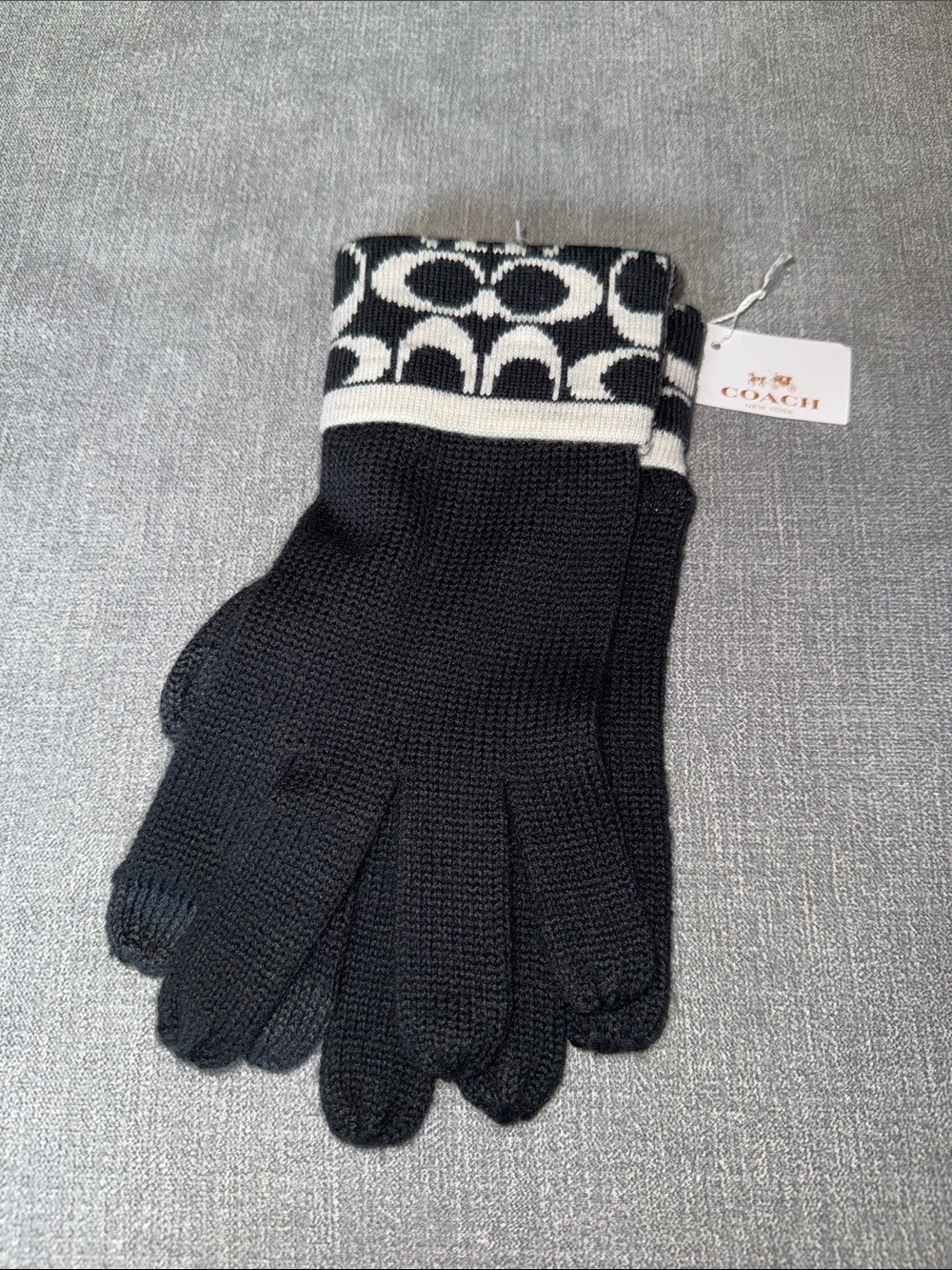 COACH Black Knit Women’s Gloves with Signature Logo Cuff